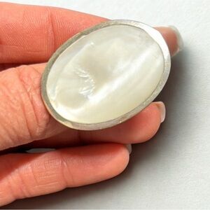 7.25 Statement Sterling Silver Oval mother of pearl Ring